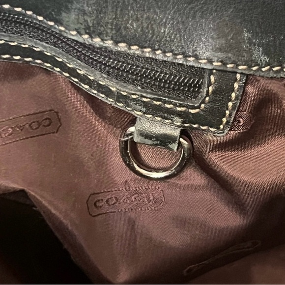 Coach VTG Hampton Tote - Picture 15 of 16